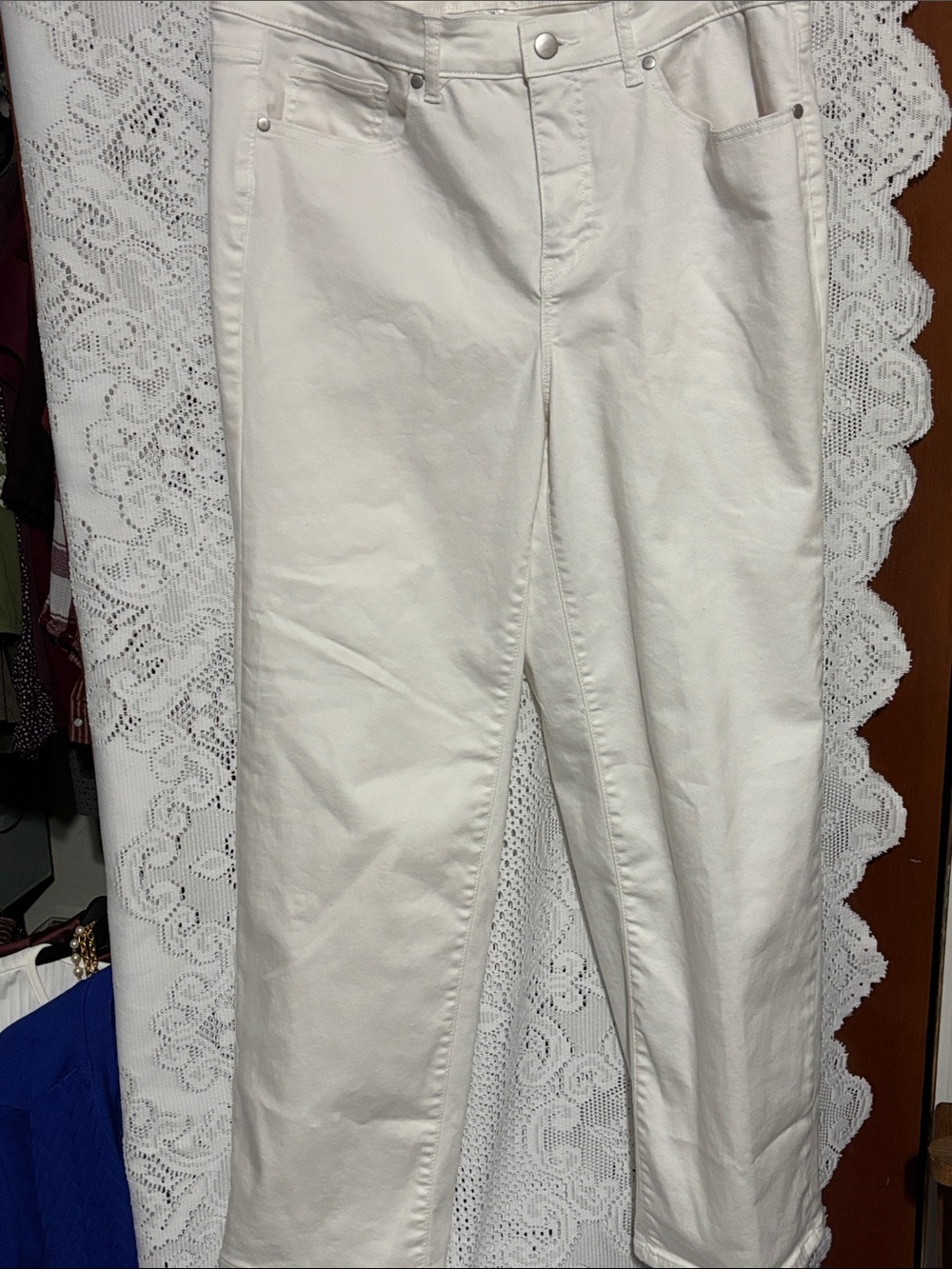 Westport Straight-Leg White Jeans Sz 14